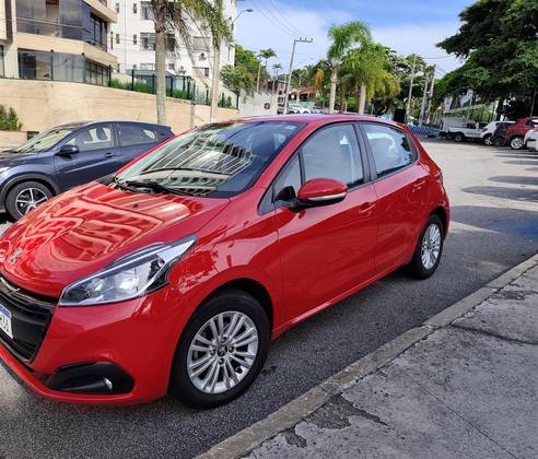 PEUGEOT 208 1.6 ACTIVE PACK 16V FLEX 4P AUTOMÁTICO